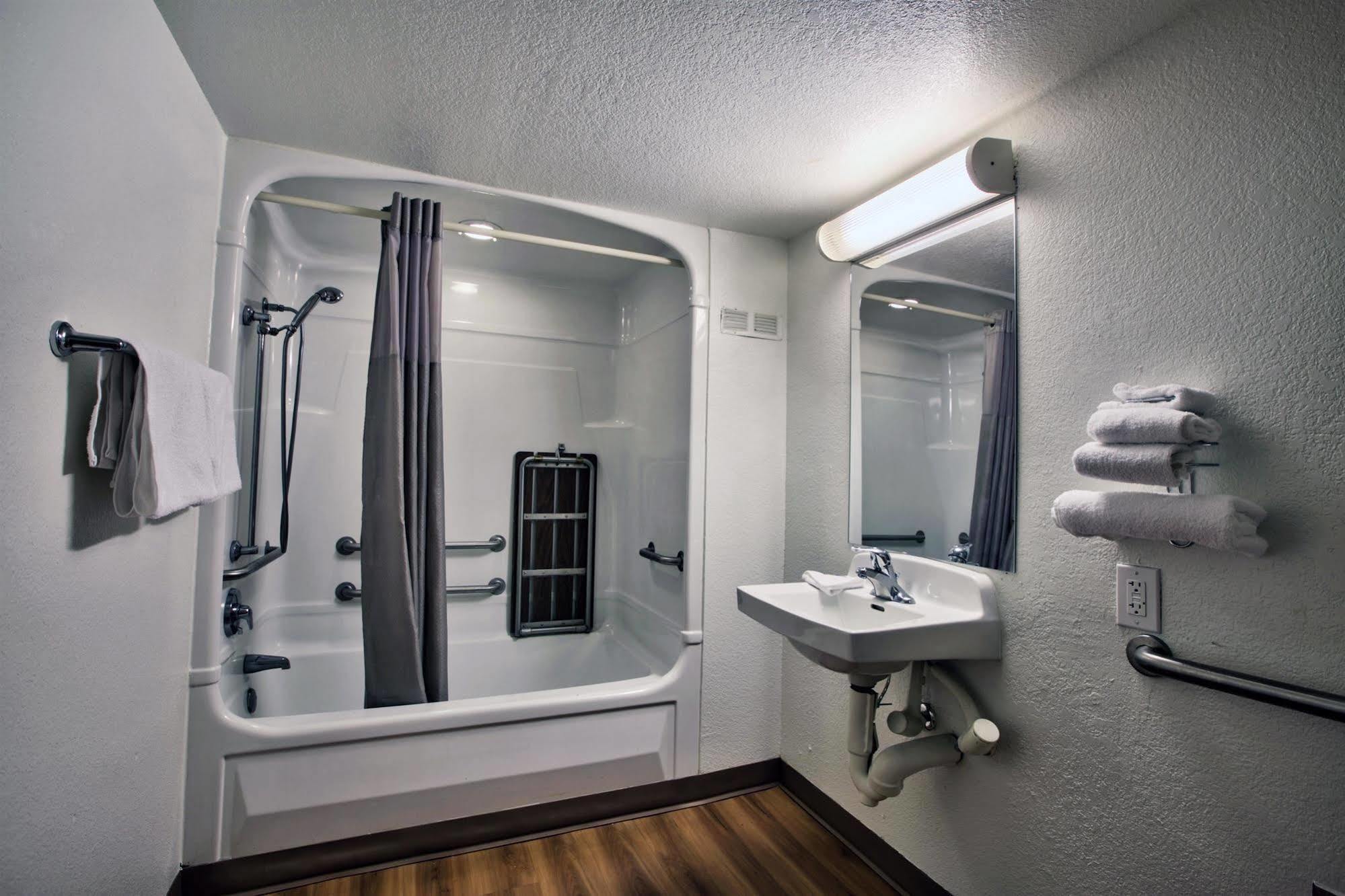 Motel 6-Tallahassee, Fl - Downtown Екстер'єр фото