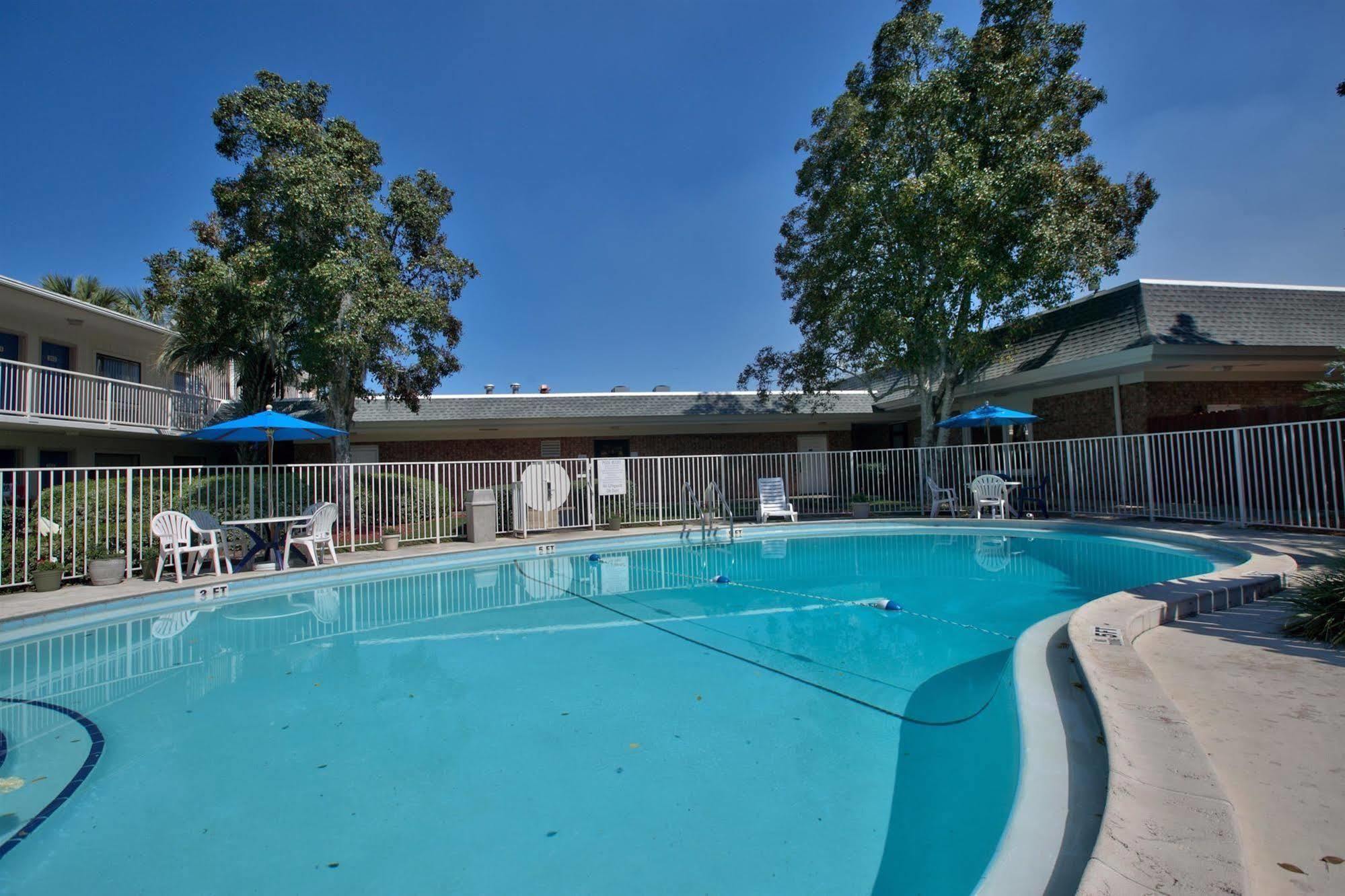 Motel 6-Tallahassee, Fl - Downtown Екстер'єр фото